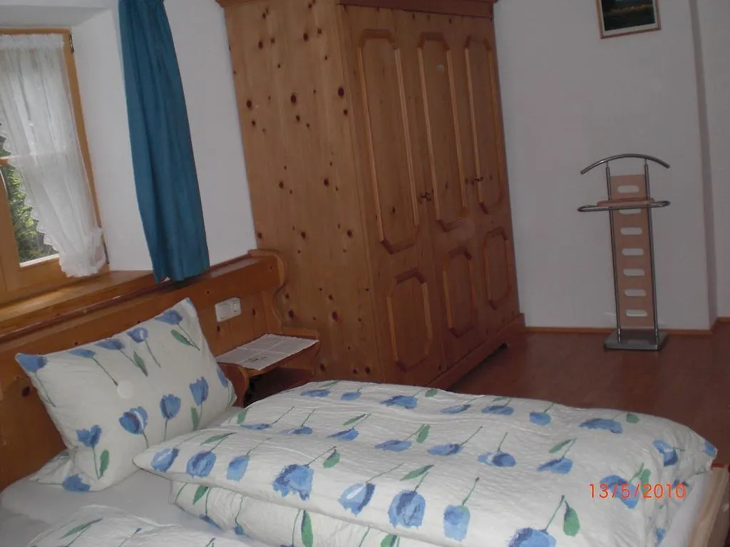 Familien-Bauernhof-Berghammer Rottach-Egern Germany
