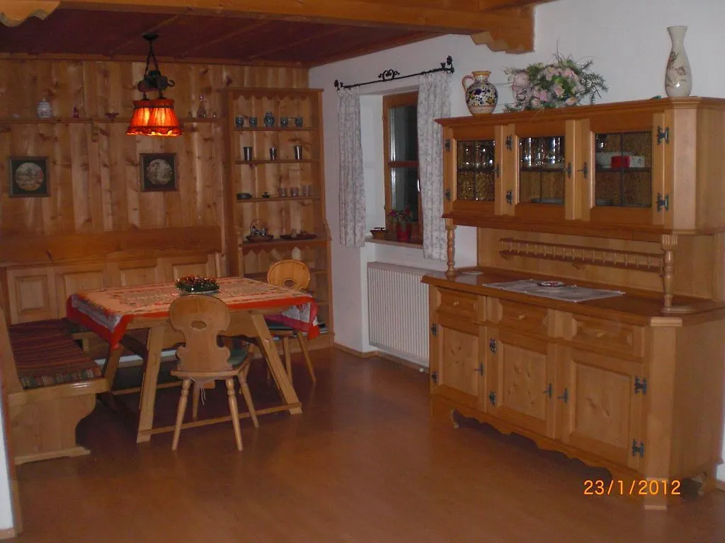 Familien-Bauernhof-Berghammer Rottach-Egern